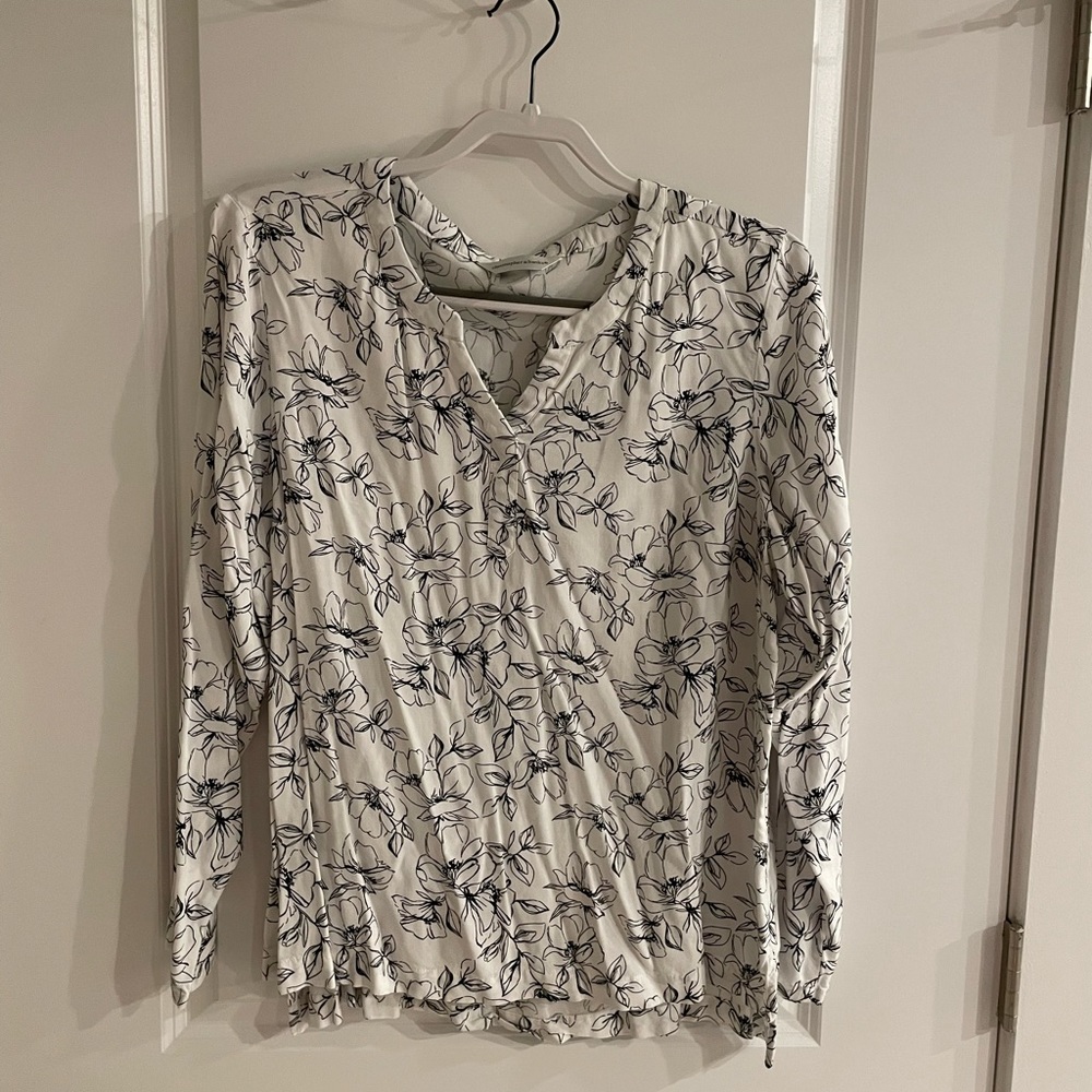 Christopher & Banks long sleeve top, size L